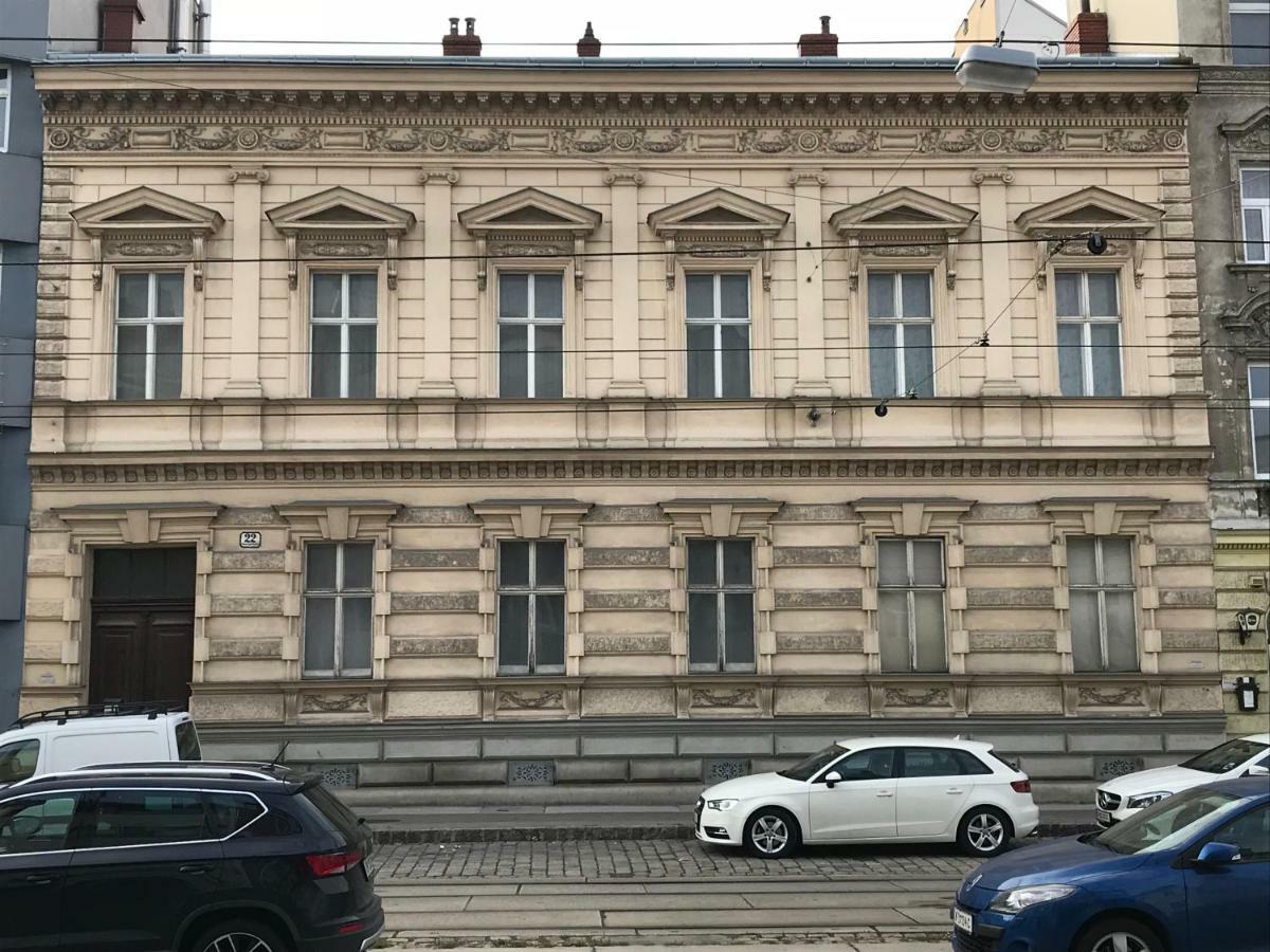 88m² großes Apartment im 1. Stock Wien Exterior foto