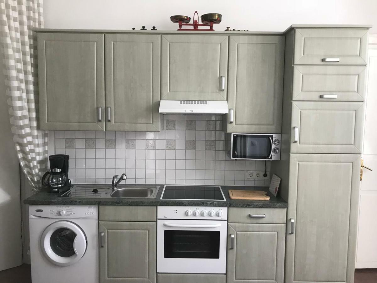 88m² großes Apartment im 1. Stock Wien Exterior foto